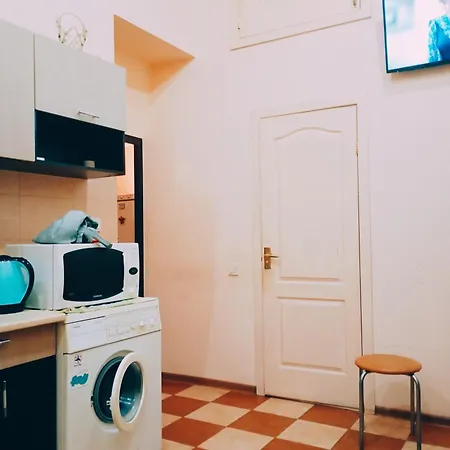 двухкомнатная квартира,500м и дерибасовская 敖德萨