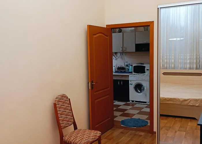 公寓 двухкомнатная квартира,500м и дерибасовская 敖德萨