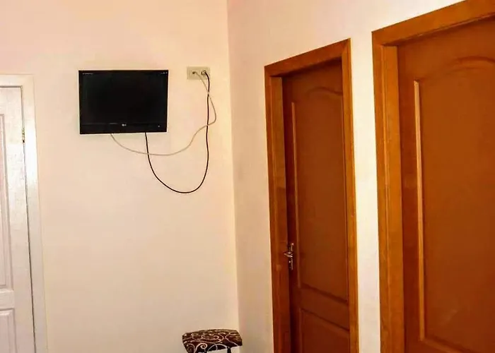 Apartment двухкомнатная квартира,500м и дерибасовская