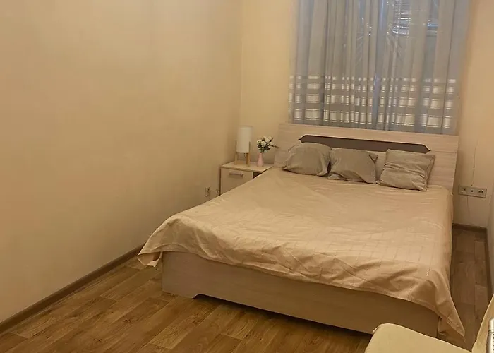 двухкомнатная квартира,500м и дерибасовская Odesa